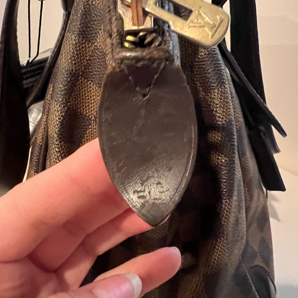 Louis Vuitton Verona MM Shoulder Bag - Picture 7 of 15